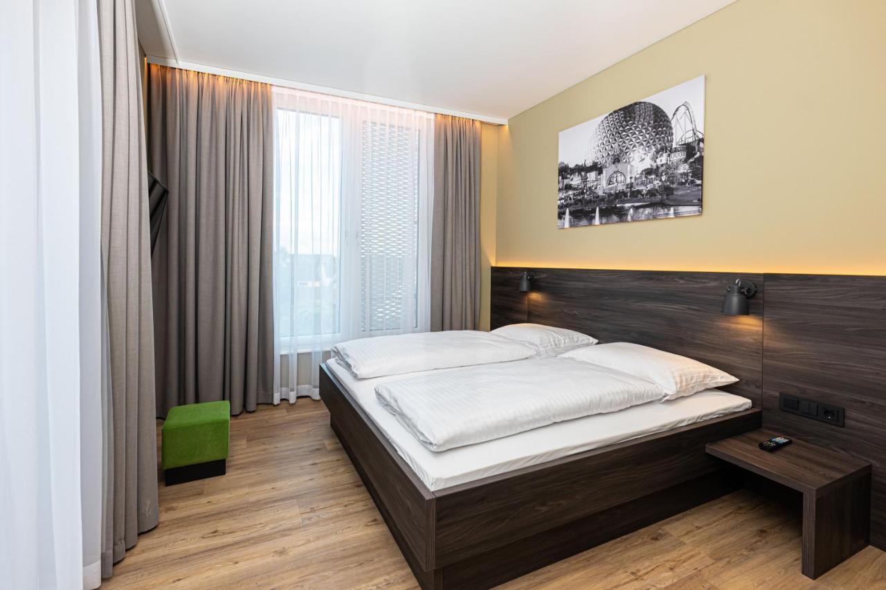 Hotel Am Park Rust Ngoại thất bức ảnh