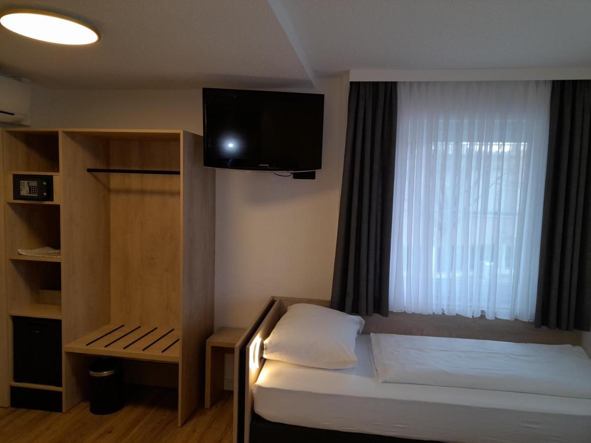 Hotel Am Park Rust Ngoại thất bức ảnh