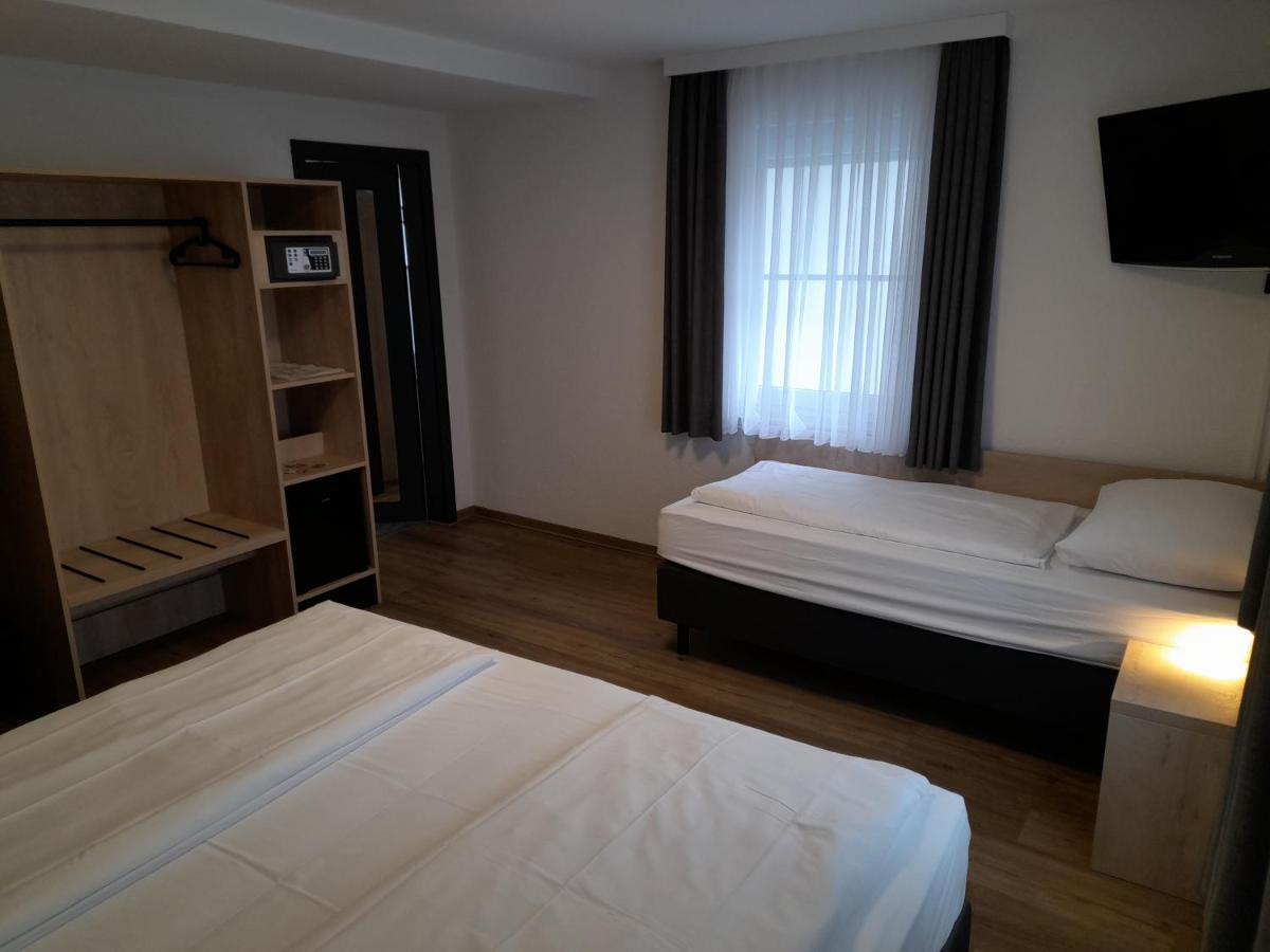 Hotel Am Park Rust Ngoại thất bức ảnh