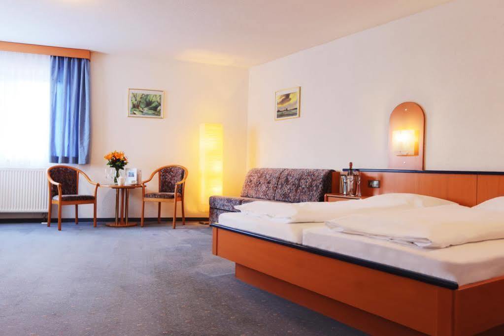 Hotel Am Park Rust Ngoại thất bức ảnh